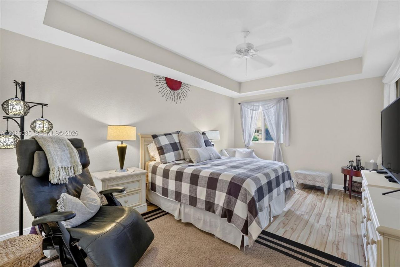7727 Southampton Ter, Unit 310, Tamarac, FL 33321 Photo