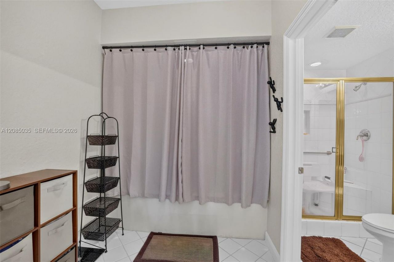 7727 Southampton Ter, Unit 310, Tamarac, FL 33321 Photo