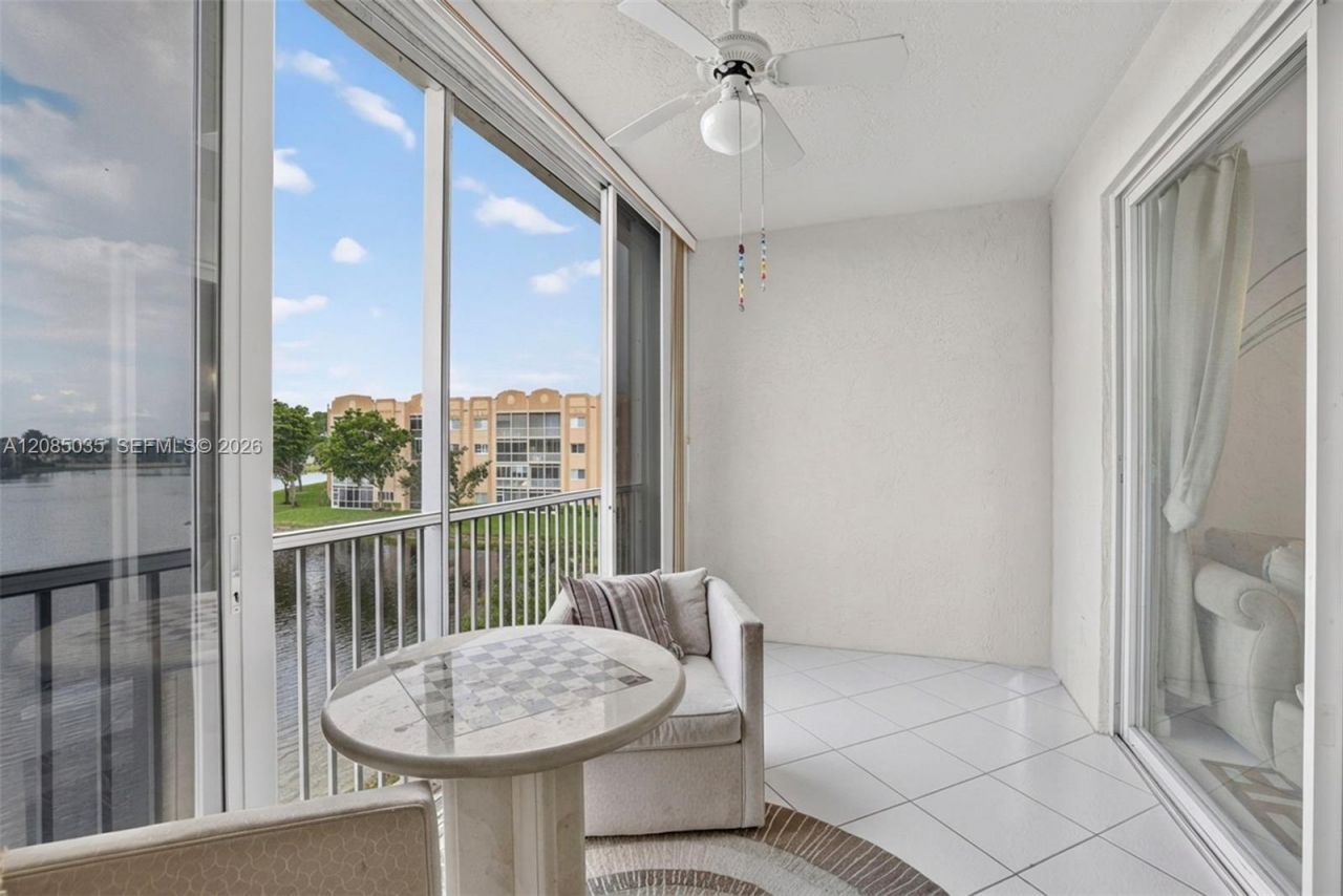 7727 Southampton Ter, Unit 310, Tamarac, FL 33321 Photo