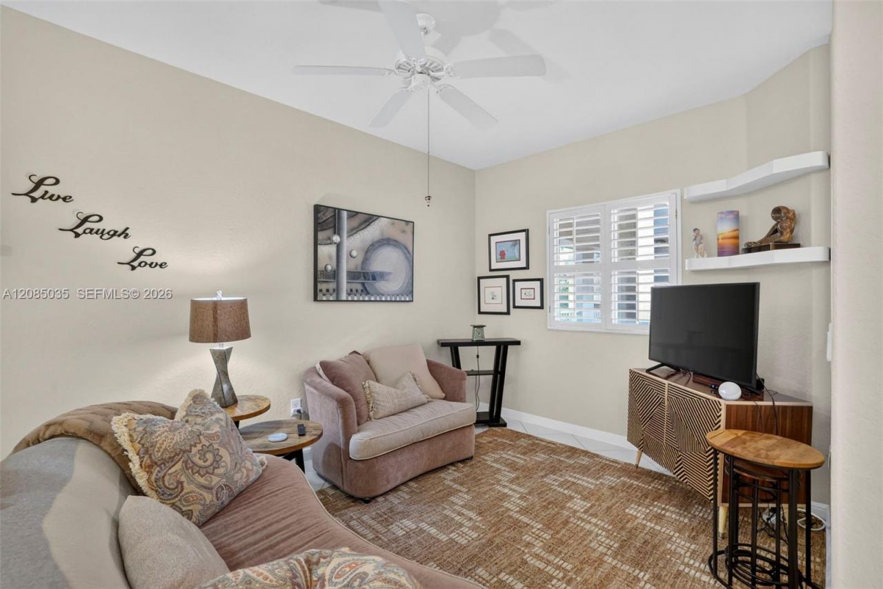 7727 Southampton Ter, Unit 310, Tamarac, FL 33321 Photo