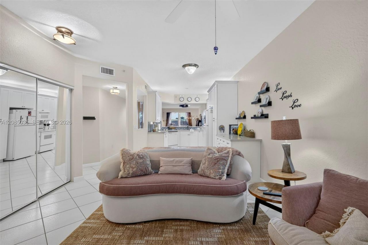 7727 Southampton Ter, Unit 310, Tamarac, FL 33321 Photo