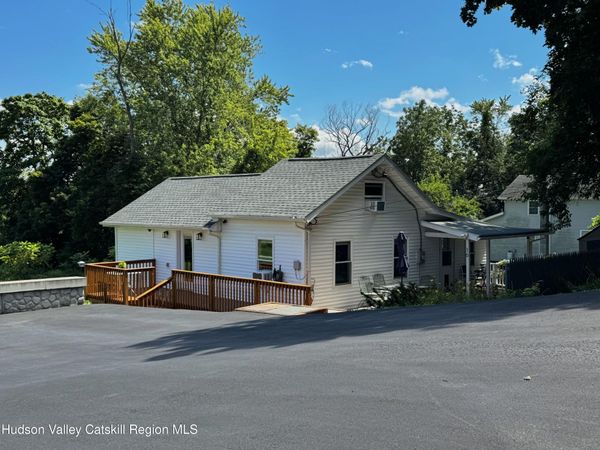 16 Highland Avenue, Catskill, NY 12414