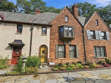 5 Mayfair Lane, Buffalo, NY 14201