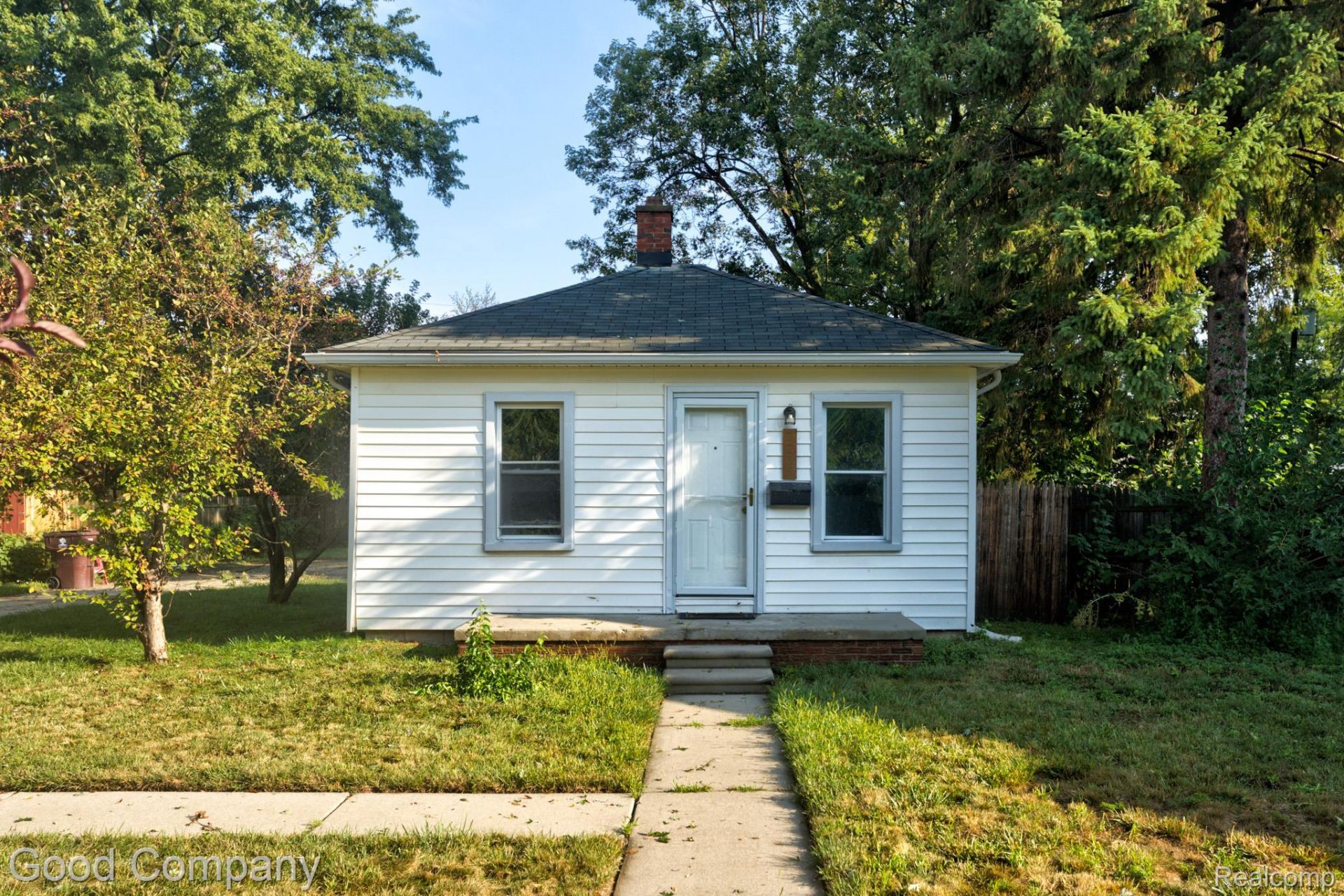 7239 Stephens Road, Center Line, Mi 48015 Main Photo