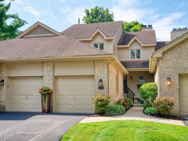 4884 Pine Eagles Court , Genoa Township, Mi 48116