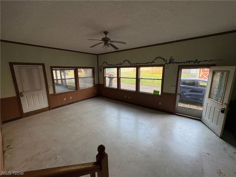 101 Mcconnell Street, Uhrichsville, OH 44683 Photo 2