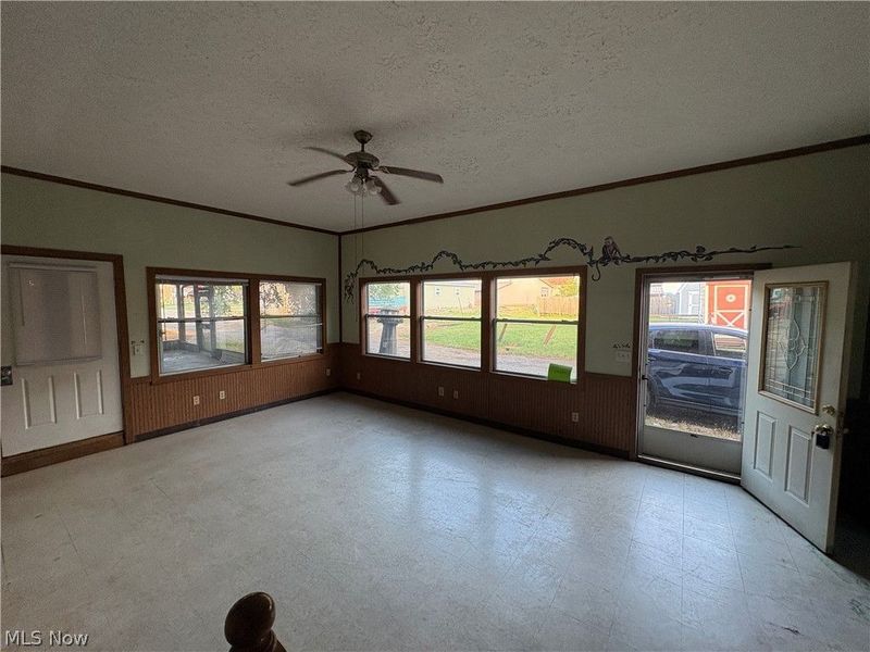 101 Mcconnell Street, Uhrichsville, OH 44683 Photo 3