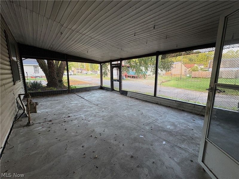 101 Mcconnell Street, Uhrichsville, OH 44683 Photo 30