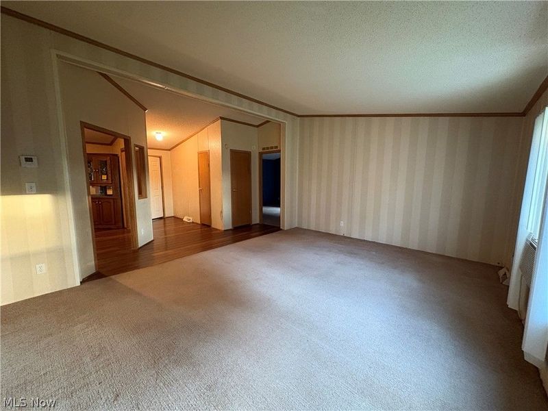 101 Mcconnell Street, Uhrichsville, OH 44683 Photo 6