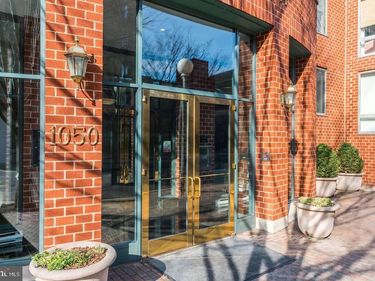 1050 N TAYLOR STREET , Unit 1-213, ARLINGTON, VA 22201
