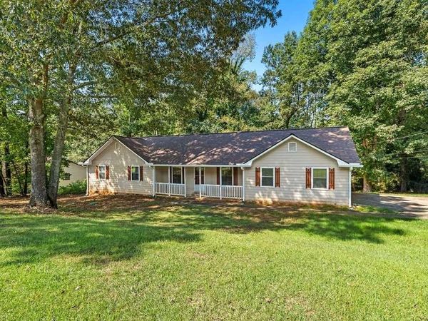 212 Farmbrook Parkway E, Stockbridge, GA 30281
