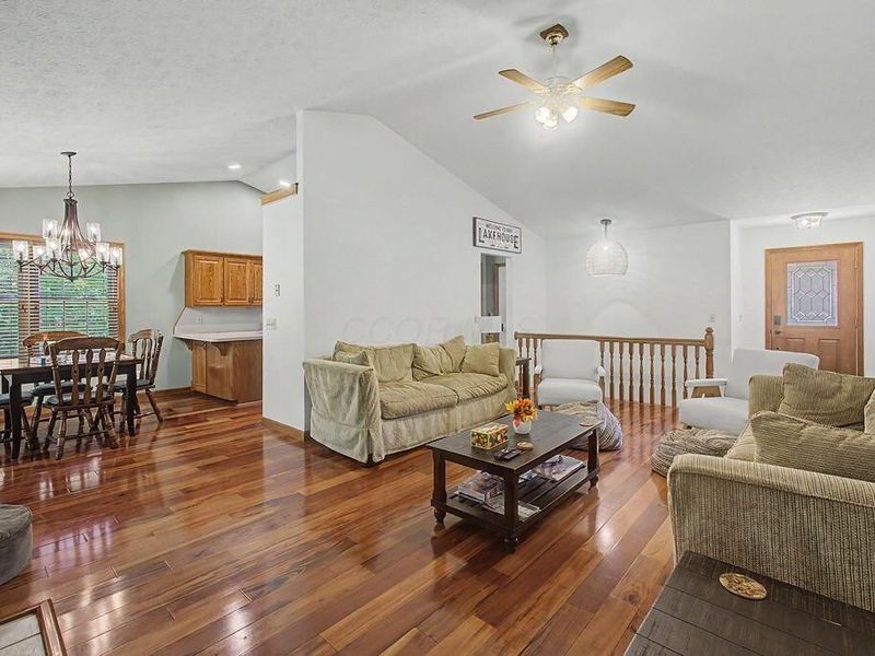 3171 Apple Valley Drive, Howard, OH 43028 Photo 8