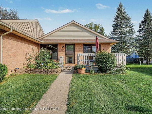 276 N Bonnie Brook Drive, Charlotte, MI 48813