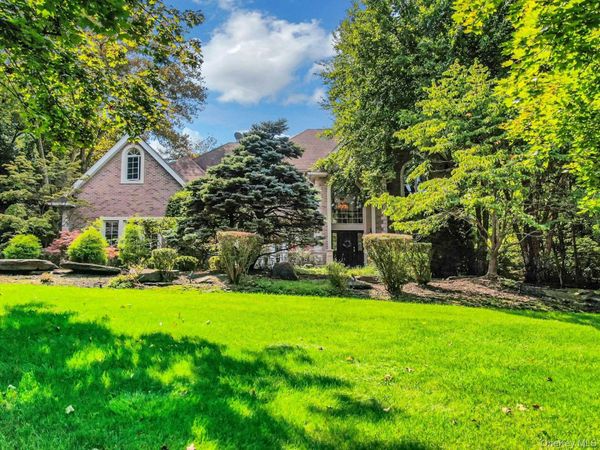35 Senator Levy Drive, Suffern, NY 10901