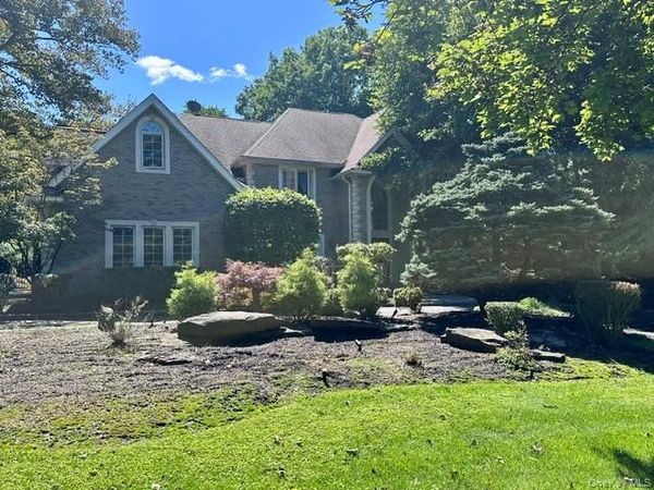 35 Senator Levy Drive , Suffern, NY 10901