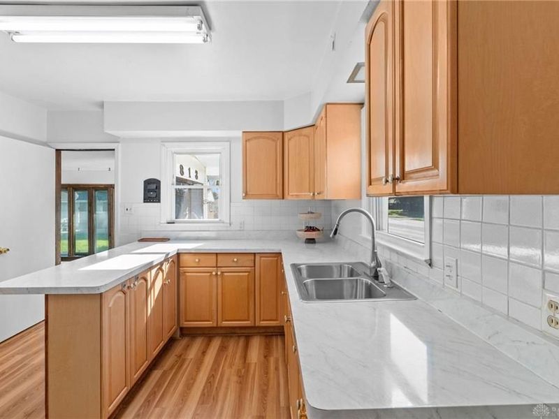 813 E Dorothy Lane, Kettering, OH 45419 Photo 9