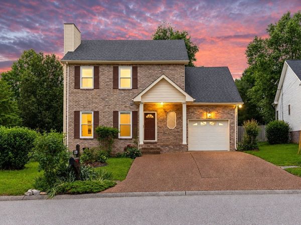 7728 Poplar Ridge Dr, Nashville, TN 37221