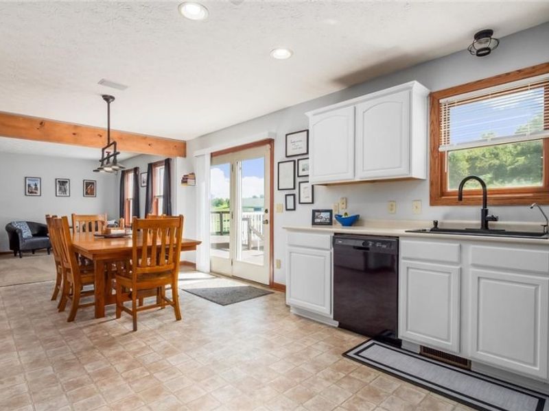 1480 Sunflower Road, New Concord, OH 43762 Photo 7