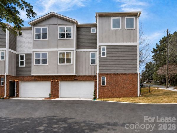 8927 Sharonbrook Drive , Charlotte, NC 28210