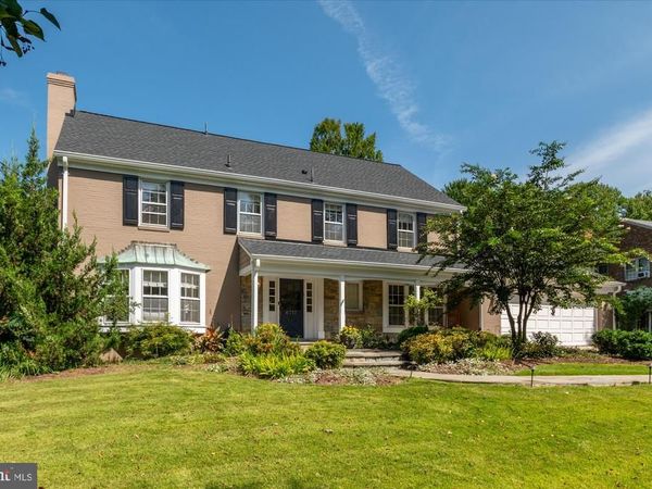 6717 MICHAELS DRIVE, BETHESDA, MD 20817