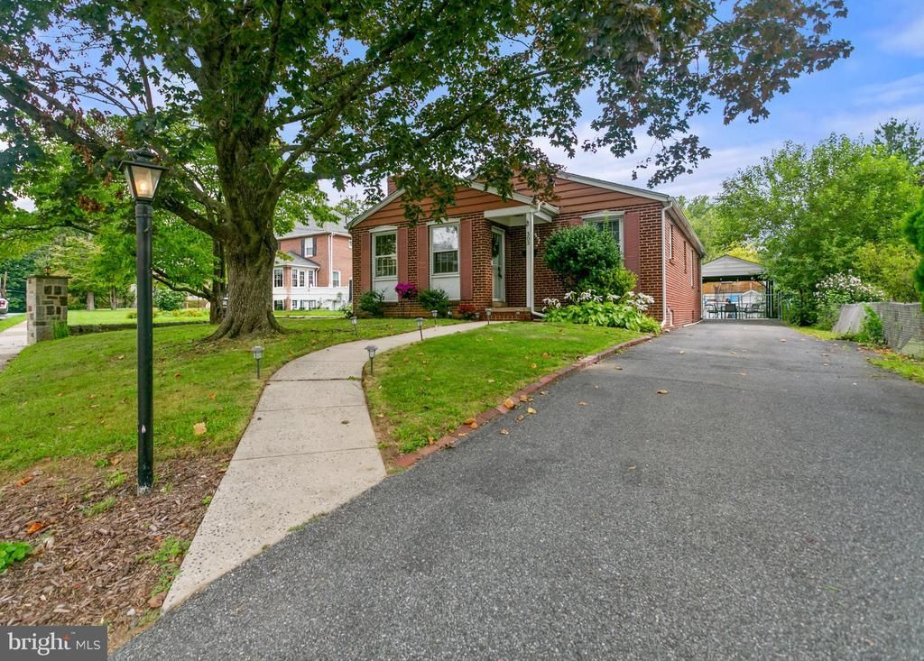 303 INSKEEP AVENUE , GLENOLDEN, PA 19036