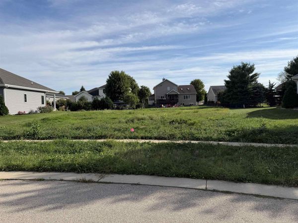 337 Kassander Way, Oregon, WI 53575