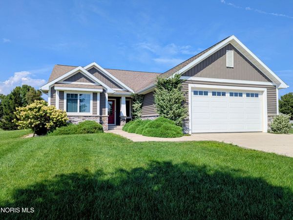 900 Murbach Street , Archbold, OH 43502