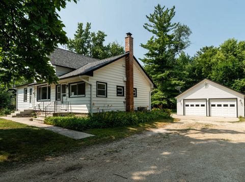 Main Photo