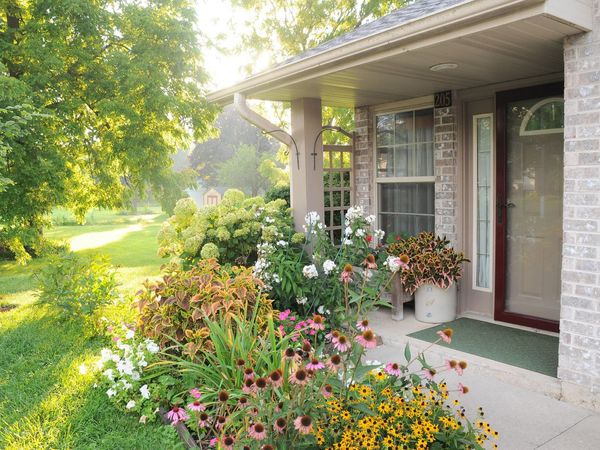 205 Winfield Ct, Unit 5, Darien, WI 53114