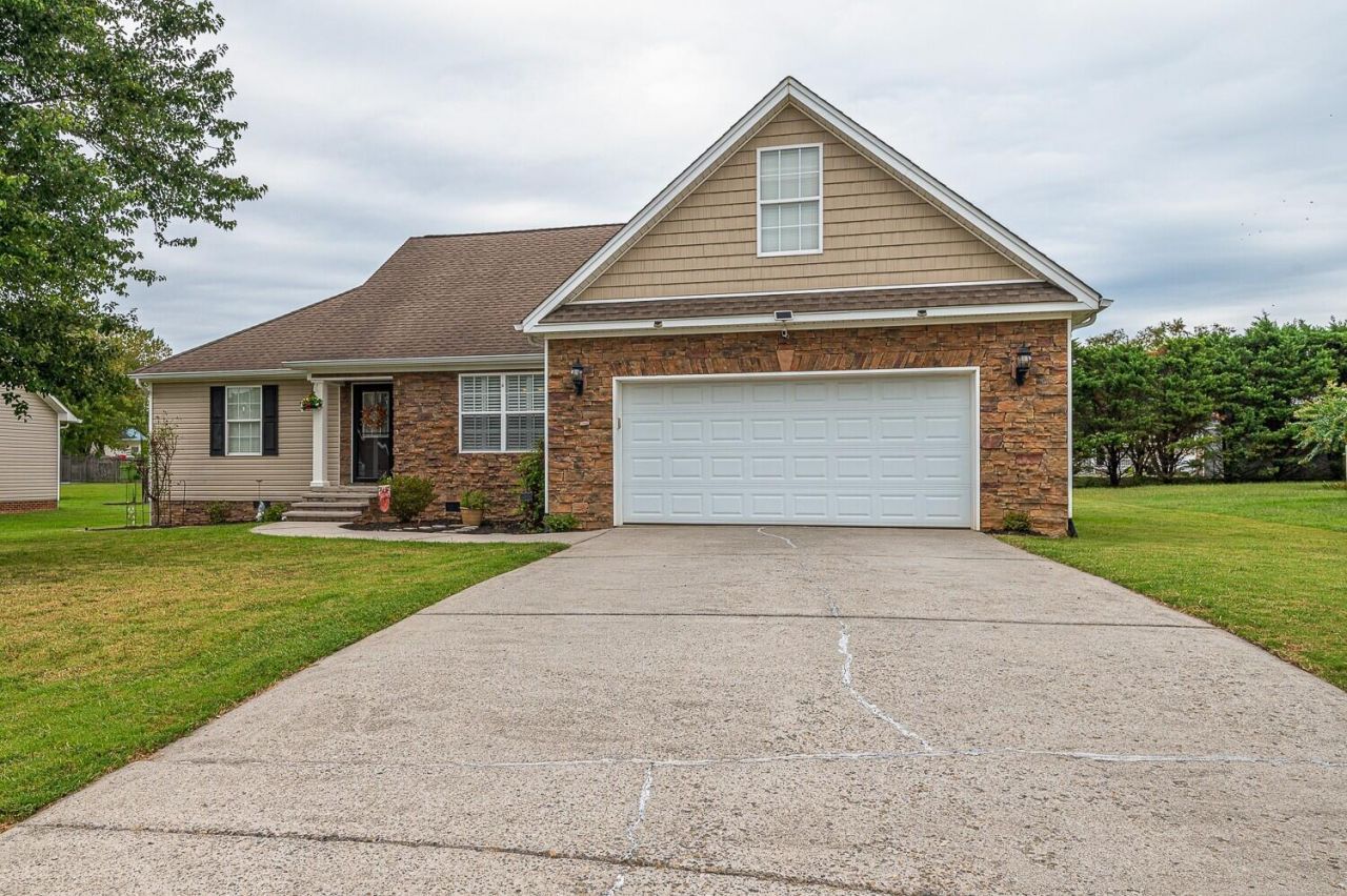 213 Thoroughbred Drive Cleveland, TN 37312