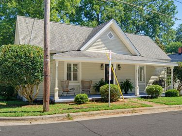 808 Brooklyn Street, Raleigh, NC 27605