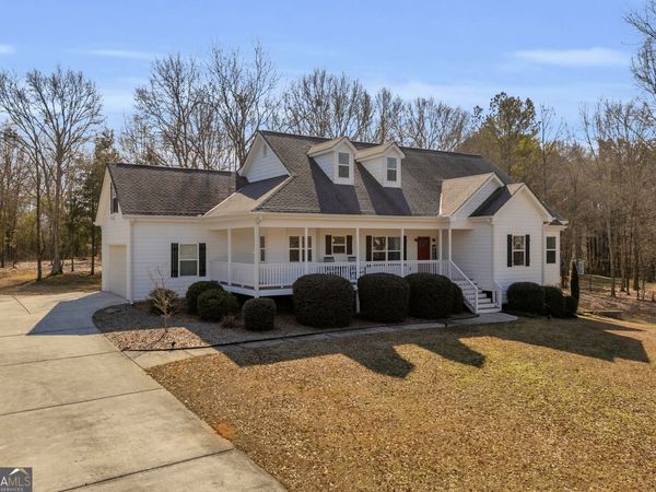 3020 Meadow Trail, Loganville, GA 30052