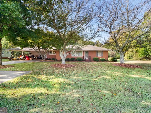 813 W Church Street, Sandersville, GA 31082