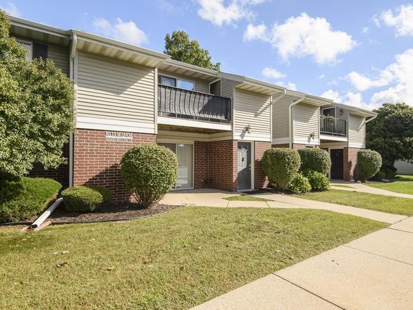 N110W16936 Ashbury CIRCLE, Unit 4, Germantown, WI 53022
