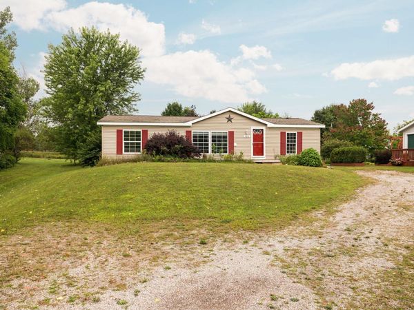10810 Orchard Way S, Traverse City, MI 49684