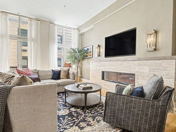 15 W Fourth Street, Unit 304, Cincinnati, OH 45202