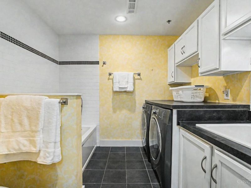 15 W Fourth Street, Unit 304, Cincinnati, OH 45202 Photo 33