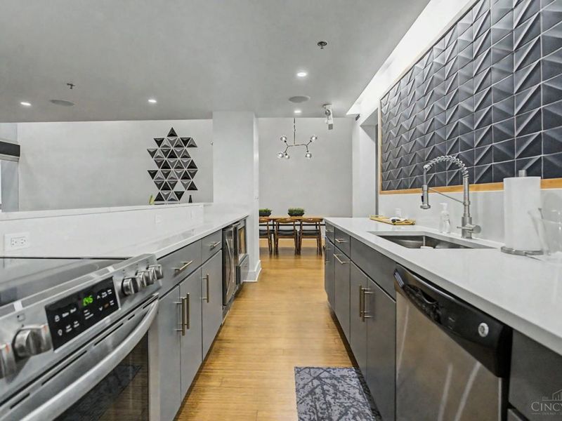 15 W Fourth Street, Unit 304, Cincinnati, OH 45202 Photo 43