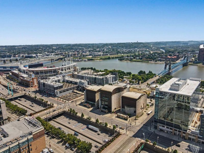 15 W Fourth Street, Unit 304, Cincinnati, OH 45202 Photo 48
