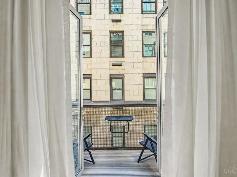 15 W Fourth Street, Unit 304, Cincinnati, OH 45202 Photo 5