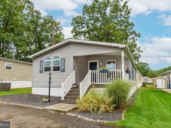 2002 PERILLI DRIVE , TELFORD, PA 18969
