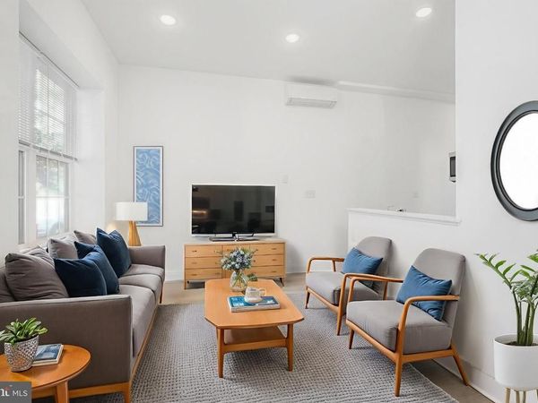 2046 E HUNTINGDON STREET , Unit 1F, PHILADELPHIA, PA 19125