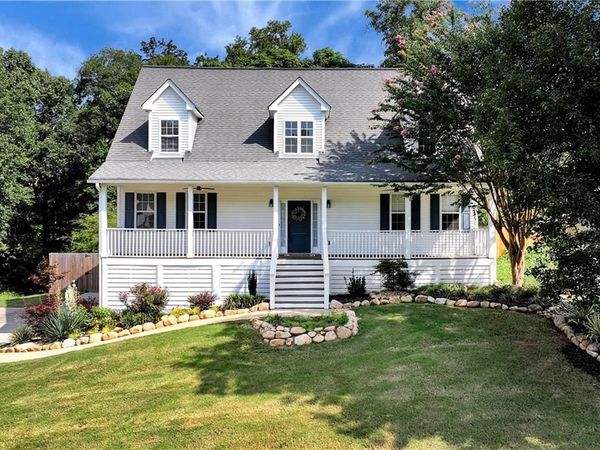 8160 Castleberry Farms Drive , Gainesville, GA 30506