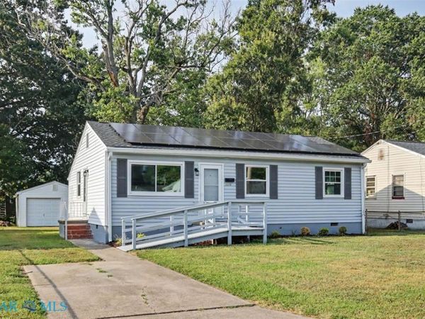 1115 77th Street , Newport News, VA 23605