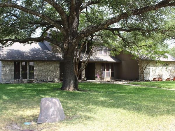 115 Sandra Palmer Street, Stephenville, TX 76401