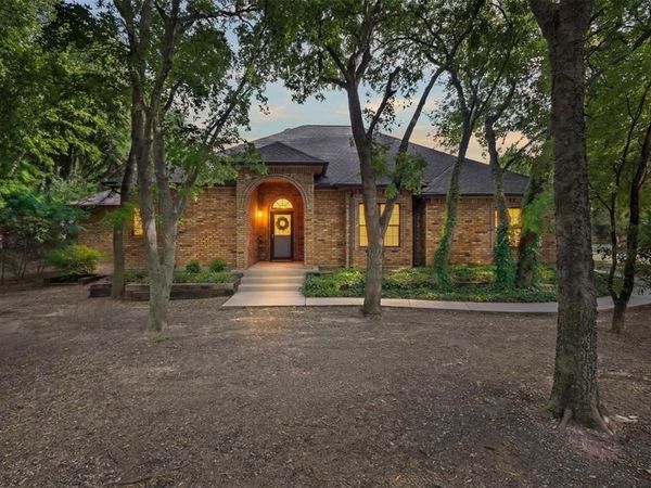 290 Ashford Lane , Midlothian, TX 76065