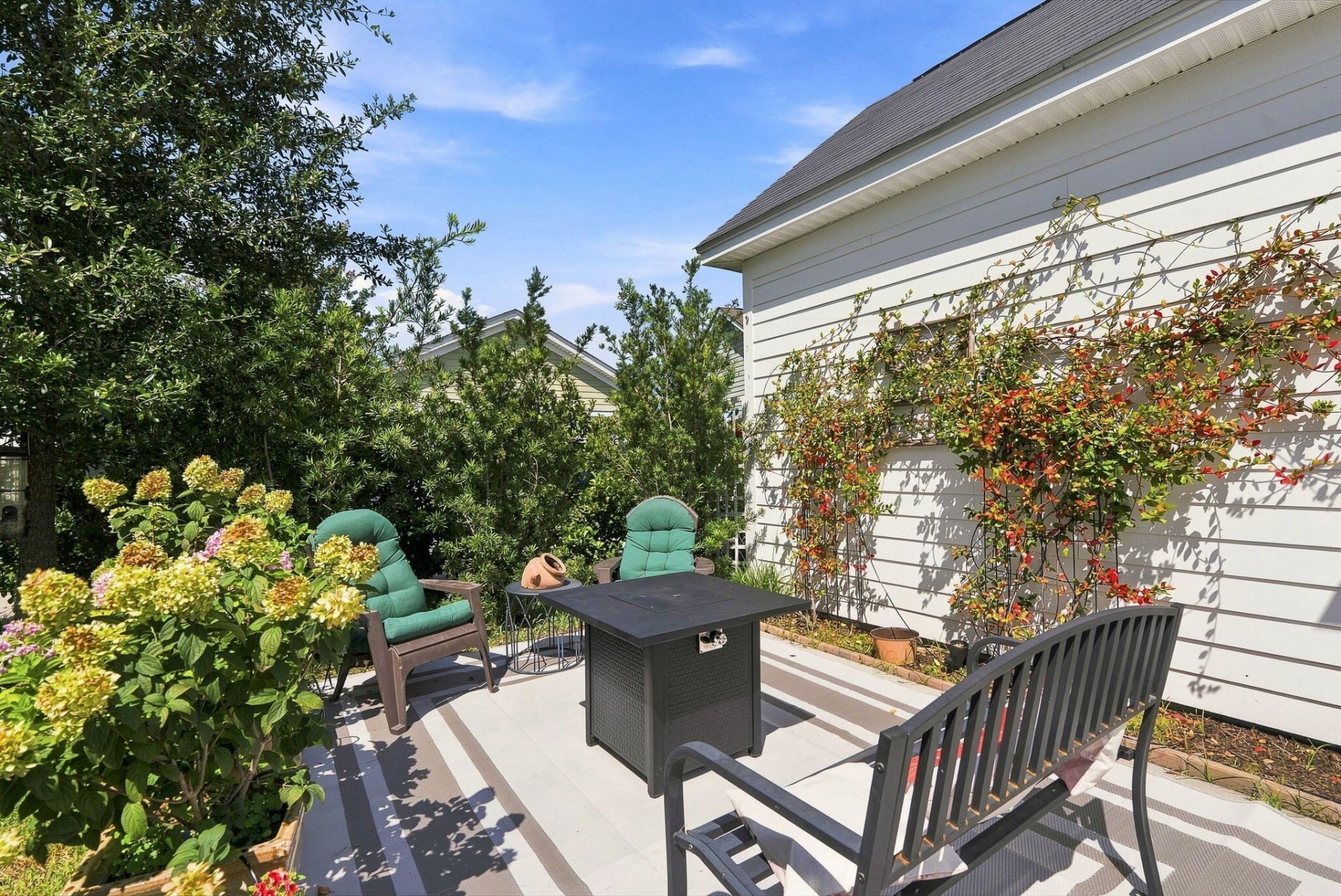 121 Sugarberry Way Photo 36