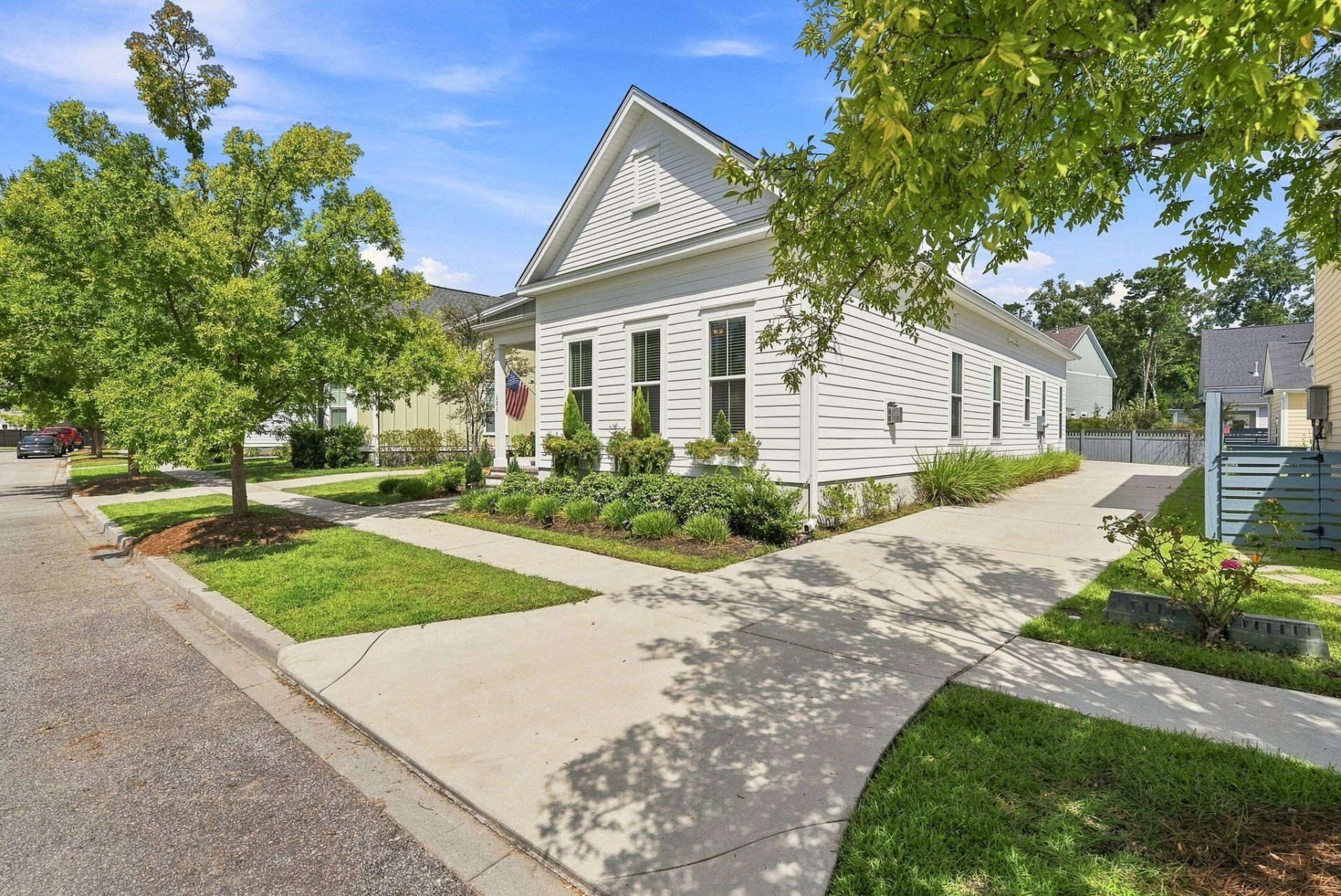 121 Sugarberry Way Photo 4