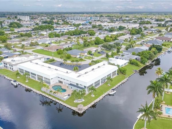 4940 Vincennes ST, Unit 204, CAPE CORAL, FL 33904
