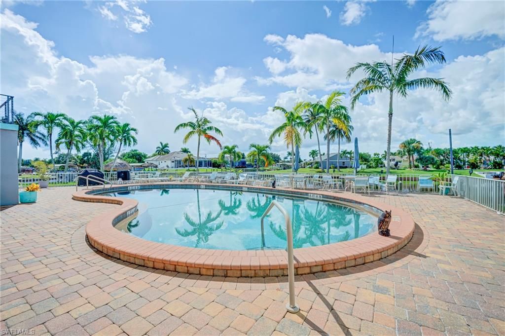 4940 Vincennes St, Unit 204, Cape Coral, FL 33904 Photo